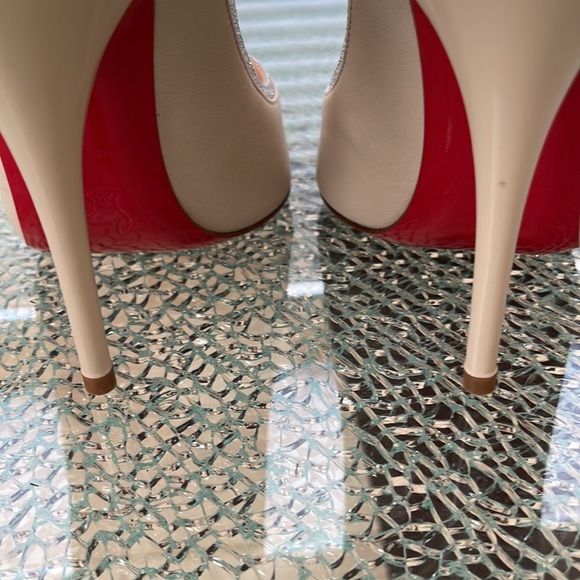 CHRISTIAN LOUBOUTIN Paris Heels -NEVER WORN - Picture 6 of 12